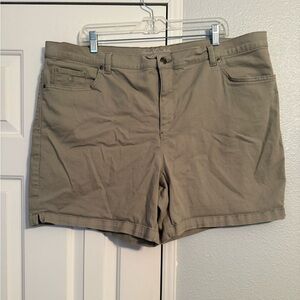 Gloria Vanderbilt Olive Women's Shorts